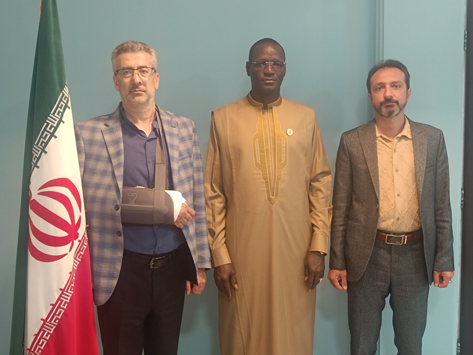 میزبانی مرکز توسعه از شهردار داکار در شیراز؛ از بازدید صنعتی تا همکاری با زمین ۳۶۵
